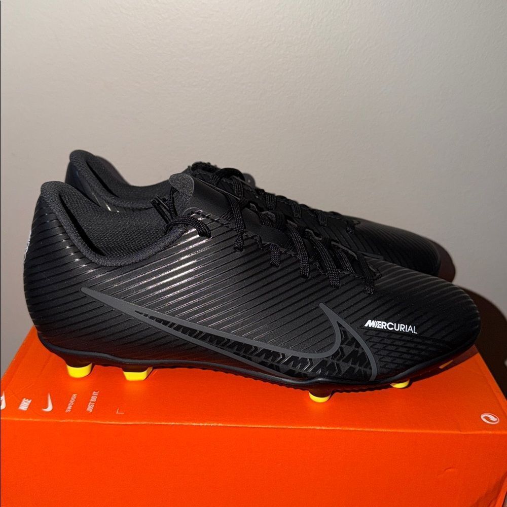 Nike Mercurial Vapor 15 Club FG MG 'Shadow Pack' DJ5958-001 GS Size 6Y